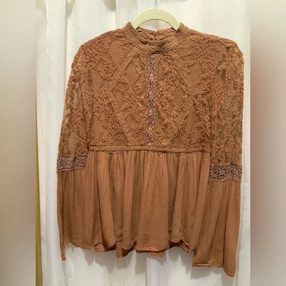 American Eagle Outfitters Brown Lace Top - Picture 2 of 5
